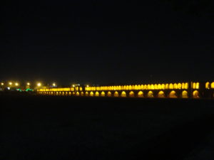 Se-o-se Pol bridge at night